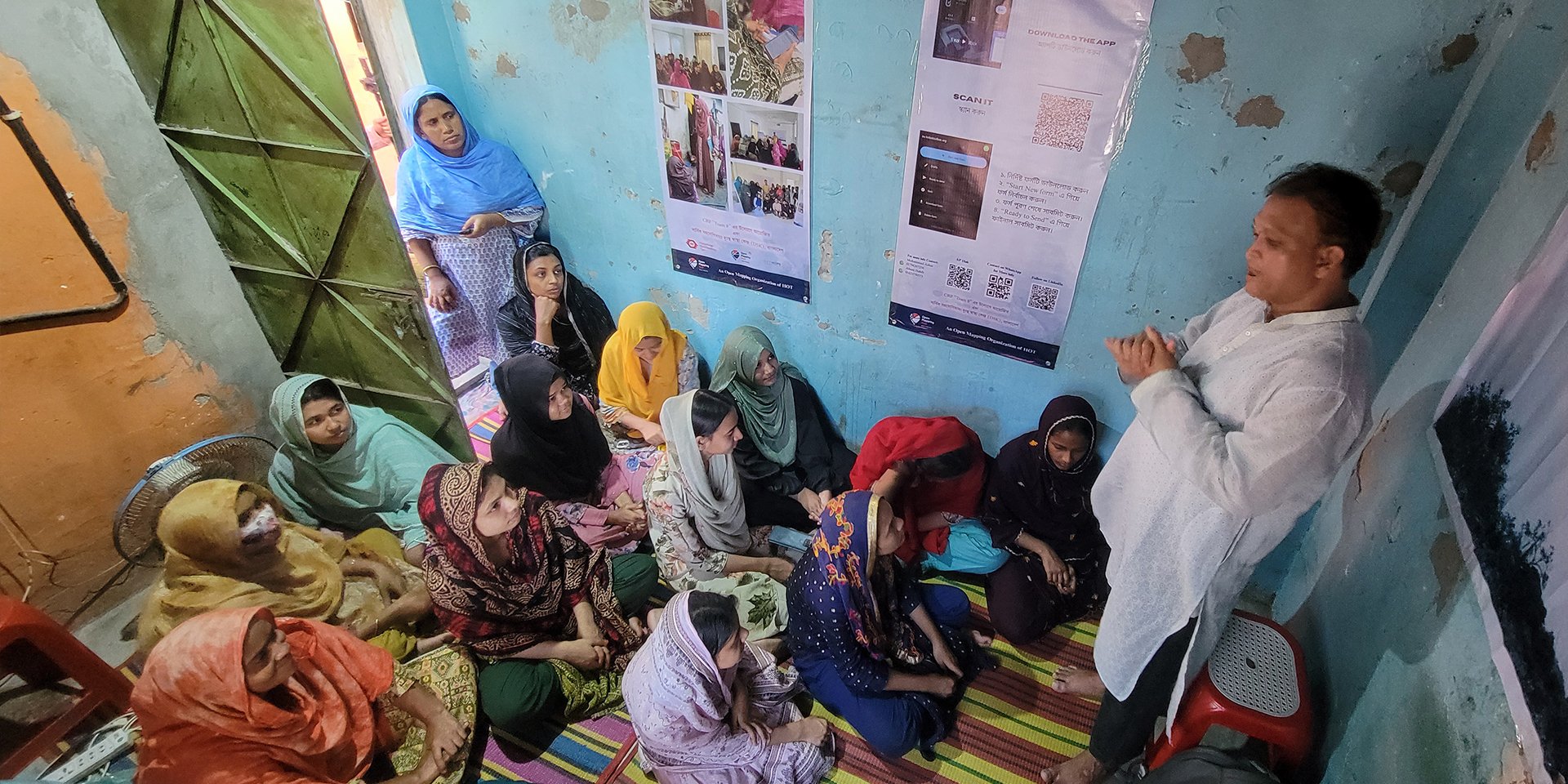Community training session on health and hygiene practices | Photo: Mohammad Azharul Islam, Fida Hasan 