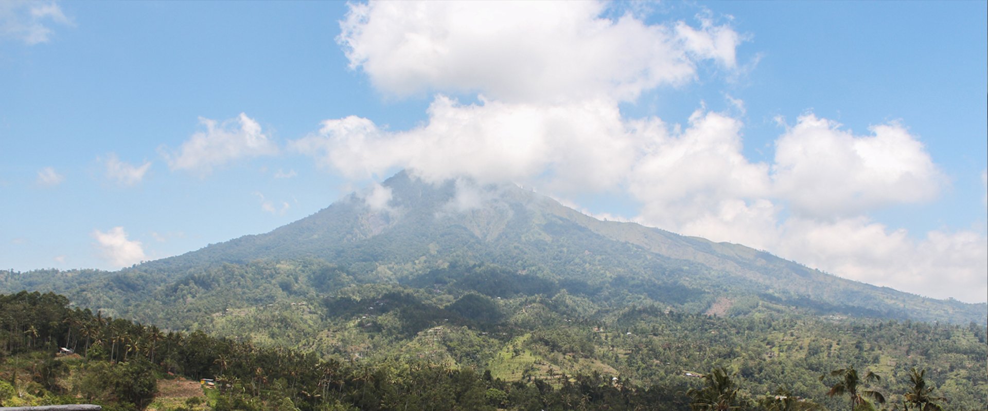 View from one of the hamlets in Ban Village, located within the volcanic red zone | Photo: Tony Liong / Open Mapping Hub - Asia Pacific